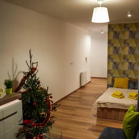 Mogilska Tower + Garaz Apartamento *