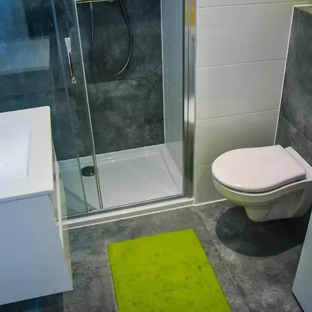 Mogilska Tower + Garaz 克拉科夫